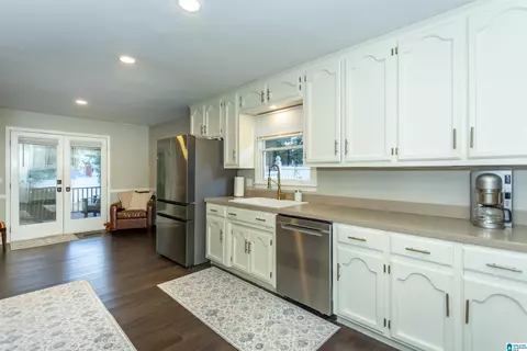 8317 Edinburgh Dr, Morris, AL 35116 photo 2