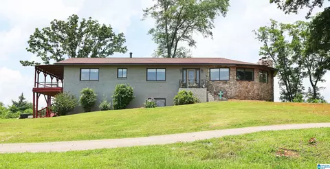 900 Greenbrier Dear Rd, Anniston, AL 36207