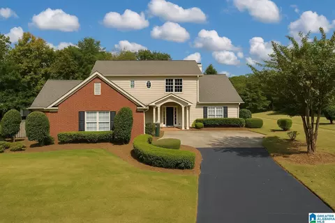 816 Caledonian Way, Vestavia Hills, AL 35242