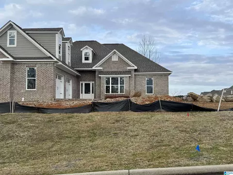 694 Norfolk Dr, Fultondale, AL 35068