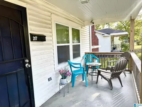 317 15th St N, Gadsden, AL 35903