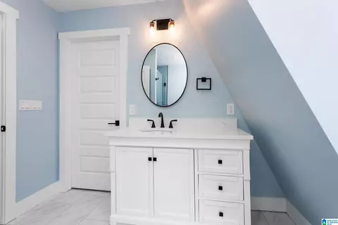 Bath - 167 Lock Haven Cir, Riverside, AL 35135 photo 9 of 11