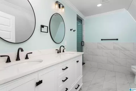 Bath - 167 Lock Haven Cir, Riverside, AL 35135 photo 3 of 11