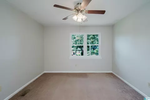 Bedroom - 1807 Apache Way, Alabaster, AL 35007 photo 8 of 10
