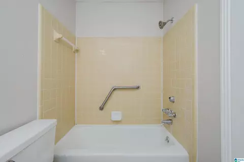 Bath - 1807 Apache Way, Alabaster, AL 35007 photo 2 of 2