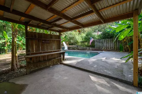 Exterior - 1807 Apache Way, Alabaster, AL 35007 photo 6 of 11