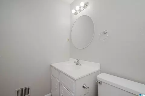 Bath - 1807 Apache Way, Alabaster, AL 35007 photo 1 of 2
