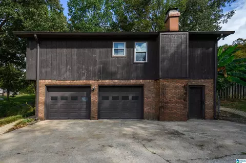 Exterior - 1807 Apache Way, Alabaster, AL 35007 photo 11 of 11