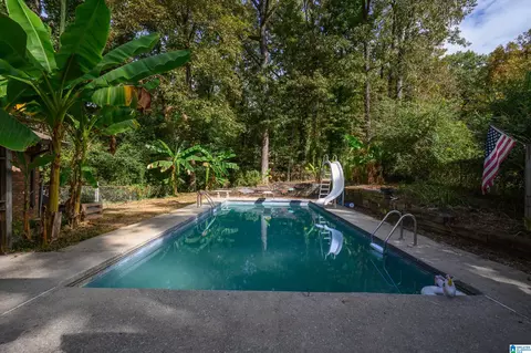 Exterior - 1807 Apache Way, Alabaster, AL 35007 photo 9 of 11
