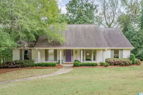 3625 Westchester Cir, Mountain Brook, AL 35223