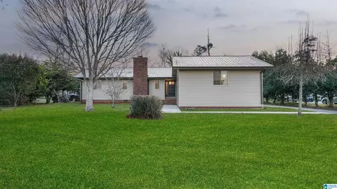 709 5th Ave NE, Jacksonville, AL 36265