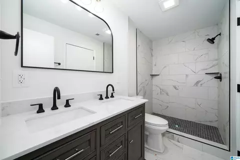 Bath - 312 Lehigh Rd, Trafford, AL 35172 photo 1 of 3