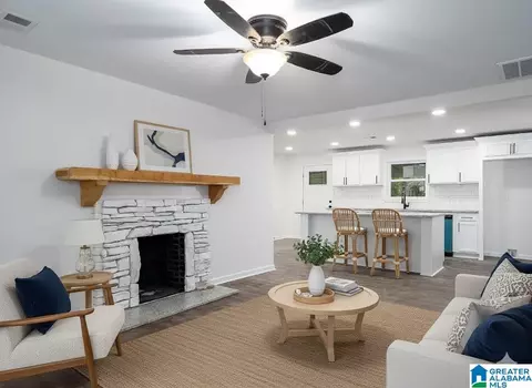 Living - 312 Lehigh Rd, Trafford, AL 35172 photo 1 of 6