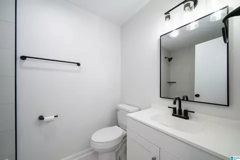 Bath - 312 Lehigh Rd, Trafford, AL 35172 photo 3 of 3