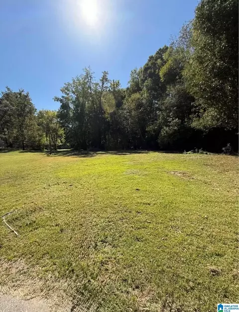 572 Oak St #1, Leeds, AL 35094
