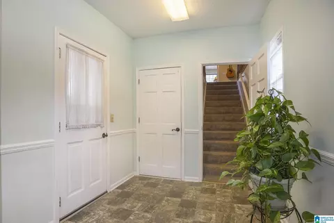 Entry Way - 103 Windover Dr, Clanton, AL 35045 photo 2 of 2