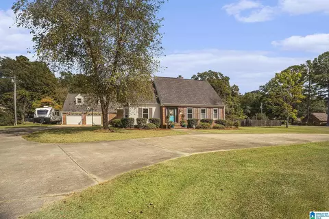 103 Windover Dr, Clanton, AL 35045