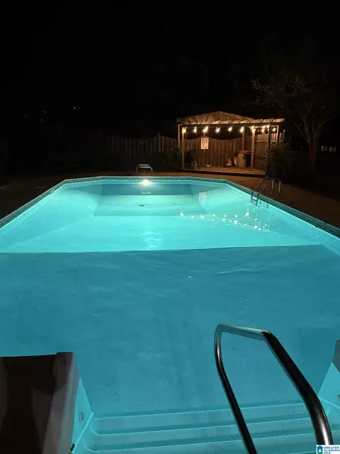 Exterior - 103 Windover Dr, Clanton, AL 35045 photo 7 of 11
