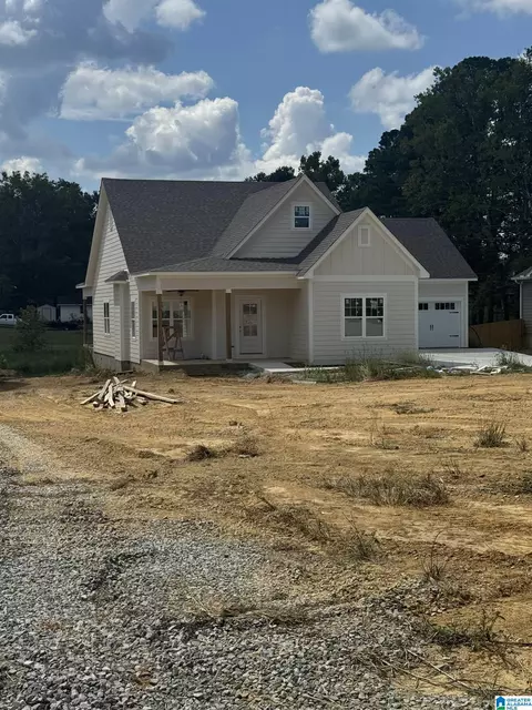 1490 Brooks Dr, Mount Olive, AL 35117