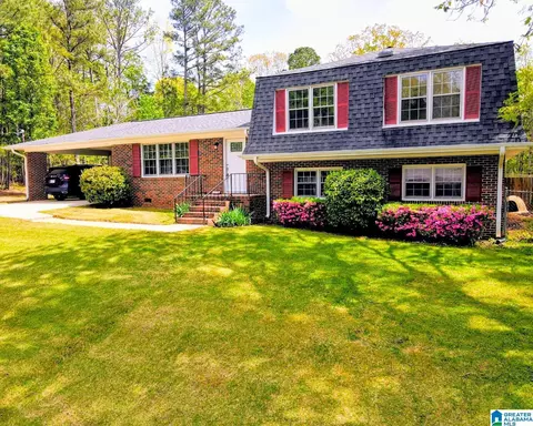 1209 Birchwood Dr, Anniston, AL 36207