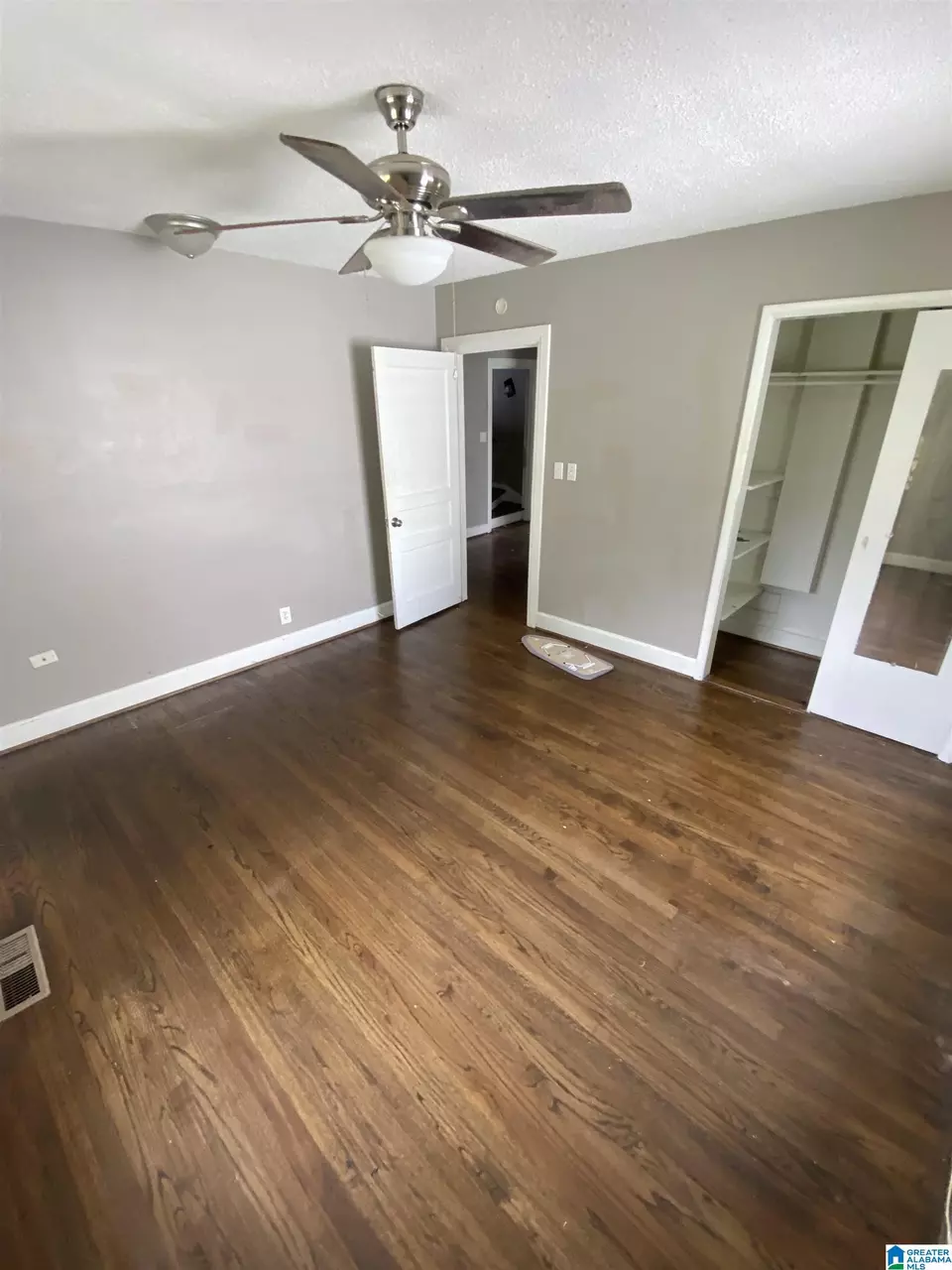 Bedroom - 901 7th St W, Birmingham, AL 35204 photo 3 of 8