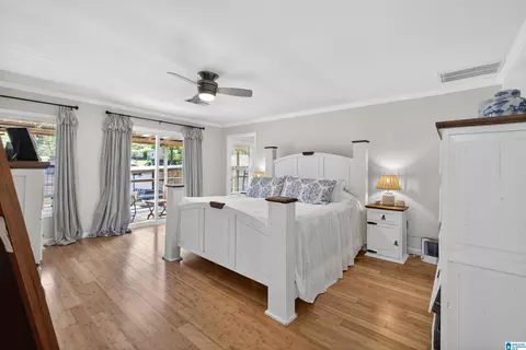 Bedroom - 122 County Road 734, Clanton, AL 35046 photo 6 of 10