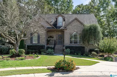6205 Barkwood Cir, Trussville, AL 35173