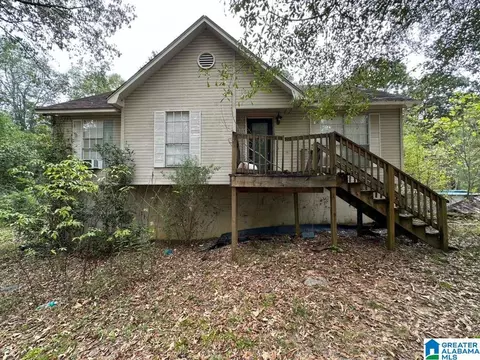 1815 Riverview Dr, Mulga, AL 35118