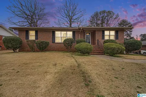 737 Sherwood Rd, Fairfield, AL 35064