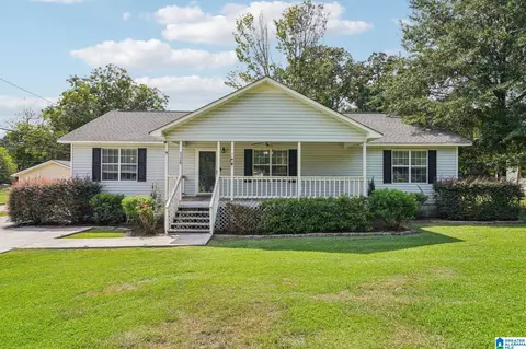 5388 Memory Ln, Mount Olive, AL 35117 photo 1