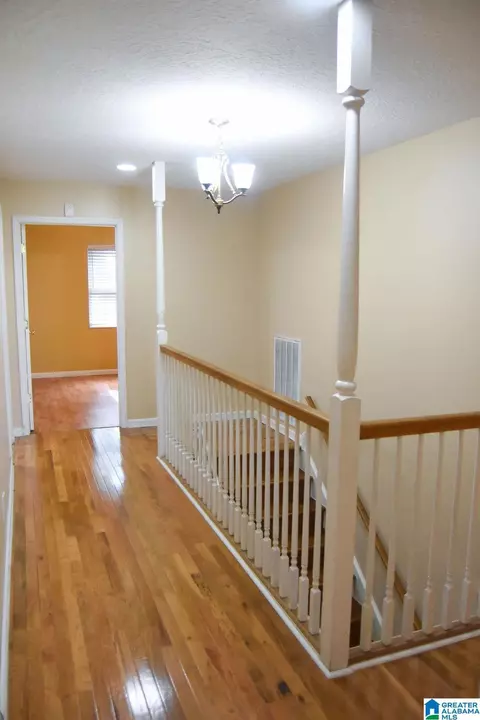 Entry Way - 506 Quarry Rd, Glencoe, AL 35905 photo 9 of 11