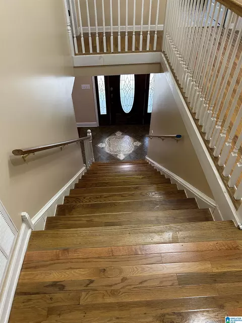 Entry Way - 506 Quarry Rd, Glencoe, AL 35905 photo 4 of 11