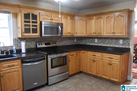 Kitchen - 506 Quarry Rd, Glencoe, AL 35905 photo 2 of 5