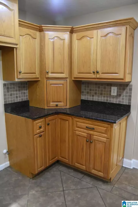 Kitchen - 506 Quarry Rd, Glencoe, AL 35905 photo 3 of 5