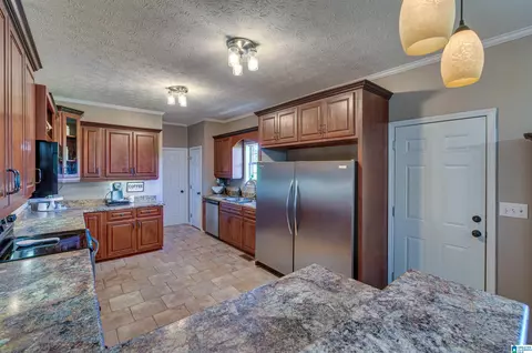 Kitchen - 600 County Road 464, Clanton, AL 35046 photo 2 of 6
