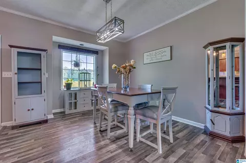 Dining - 600 County Road 464, Clanton, AL 35046 photo 1 of 2