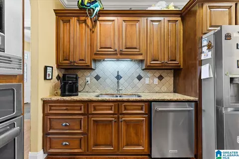 Kitchen - 178 Jerry Marsh Rd, Locust Fork, AL 35097 photo 2 of 4