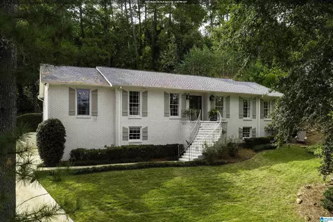 2317 Garland Dr, Vestavia Hills, AL 35216