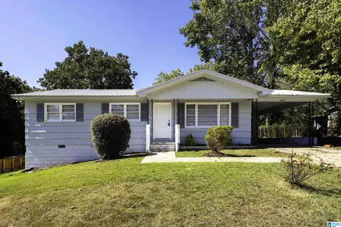 4017 Flowers St, Adamsville, AL 35005