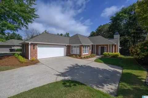 4129 Vestview Dr, Vestavia Hills, AL 35242