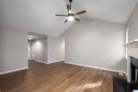 Living - 159 Ray Dr, Locust Fork, AL 35097 photo 2 of 3