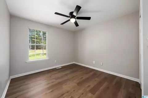 Bedroom - 159 Ray Dr, Locust Fork, AL 35097 photo 3 of 4
