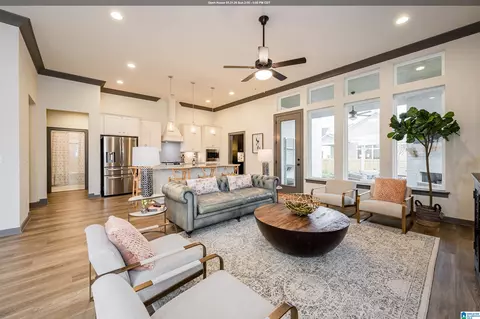 4565 Oakdell Rd, Hoover, AL 35244
