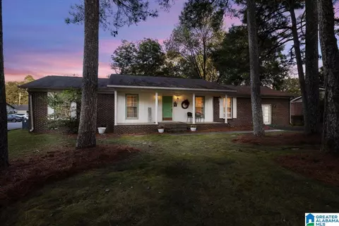 805 Cotton Ave, Oneonta, AL 35121
