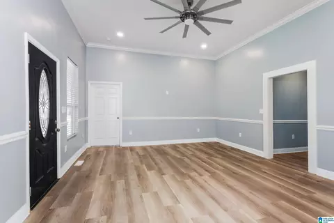 Living - 424 7th Ave, Ashville, AL 35953 photo 1 of 1