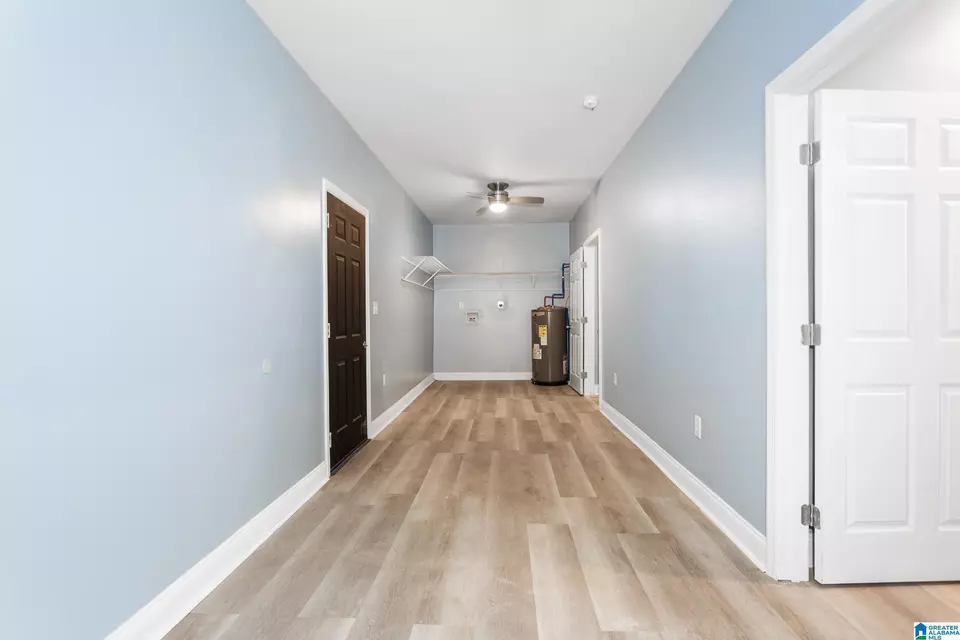 Entry Way - 424 7th Ave, Ashville, AL 35953 photo 3 of 3