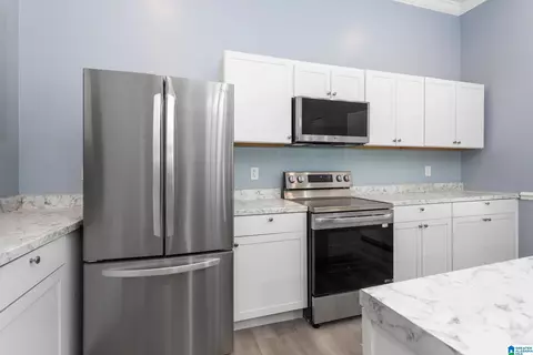Kitchen - 424 7th Ave, Ashville, AL 35953 photo 1 of 3