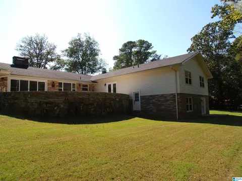 Exterior - 7 Christopher Way, Anniston, AL 36207 photo 10 of 17