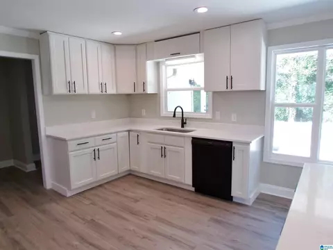 Kitchen - 7 Christopher Way, Anniston, AL 36207 photo 7 of 15
