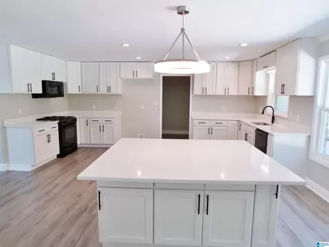 Kitchen - 7 Christopher Way, Anniston, AL 36207 photo 14 of 15
